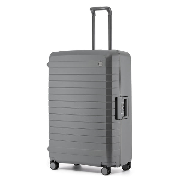 Tosca Vault Collection Clasp Style 77cm Polypropylene Premium Trolley luggage TCA219A-Grey